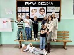 Rok szkolny 2025-2026 - 045 - DzieΣ Praw Dziecka